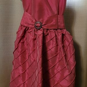 Girls dress, no stains and no tears